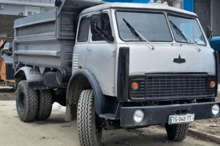 ნარჩენების გატანა