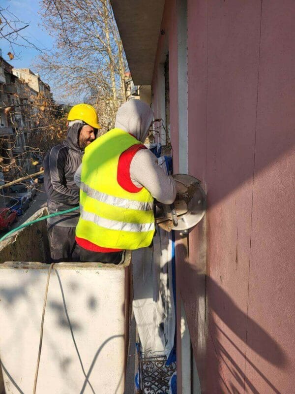 ბეტონის ჭრა