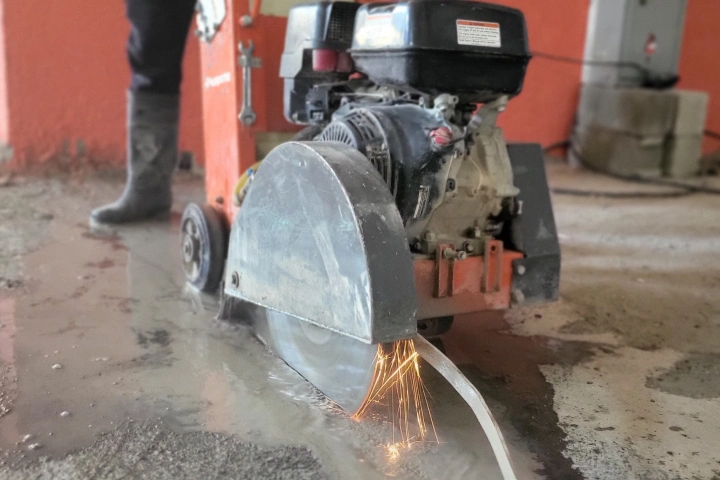 არმირებული ბეტონის ჭრა: რთული კონსტრუქციების დამუშავება