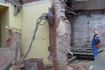 აგურის კედლის ჭრა – სუფთა ღიობები და კონსტრუქციის დაცვა