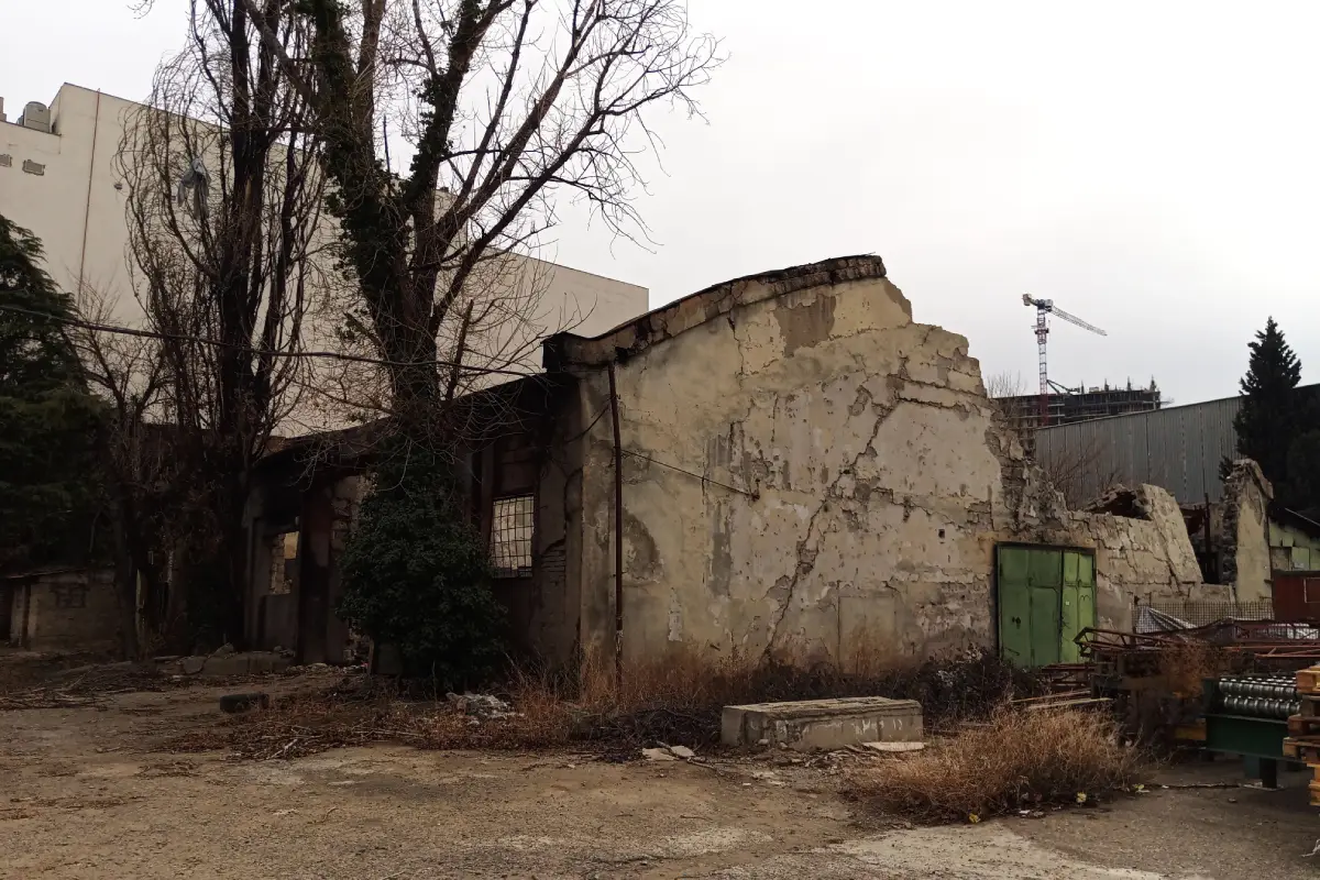 ავარიული შენობის დემონტაჟი - სახიფათო ნაგებობების სწრაფი ნგრევა