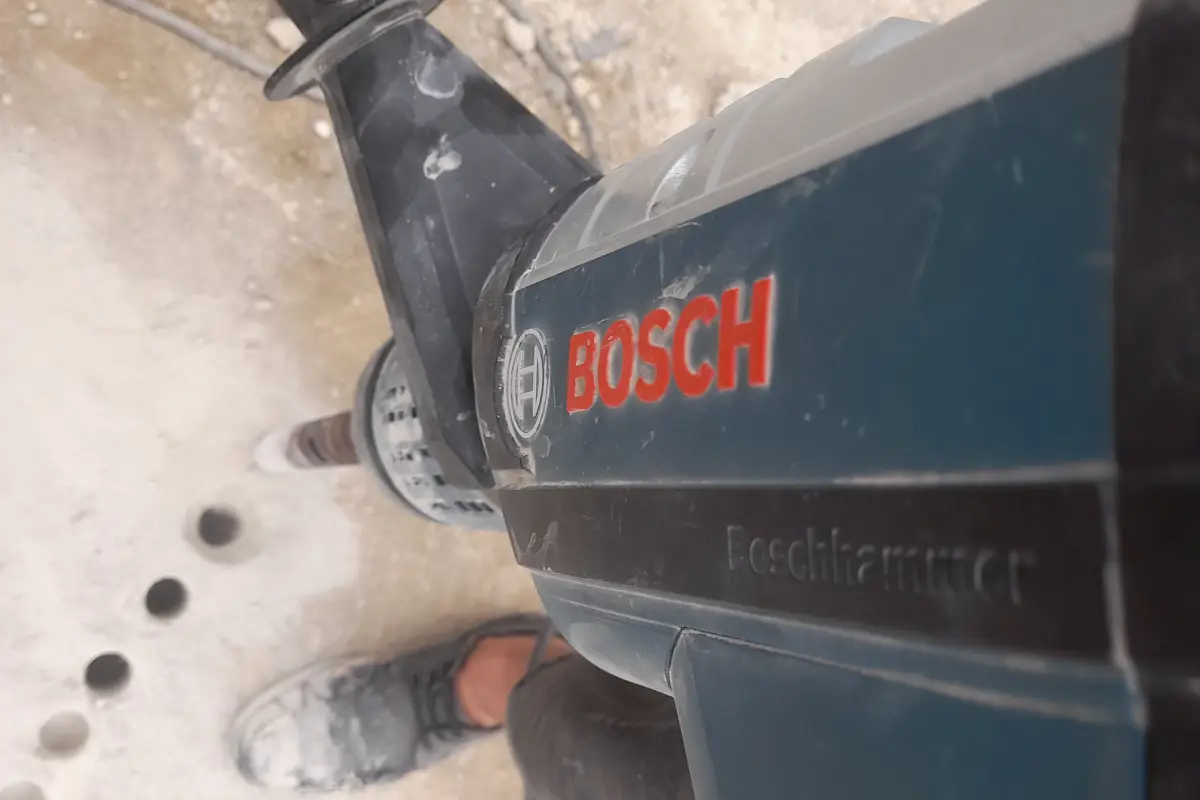 ბეტონის გახვრეტა - ალმასური ბურღით ხვრელების გაბურღვა