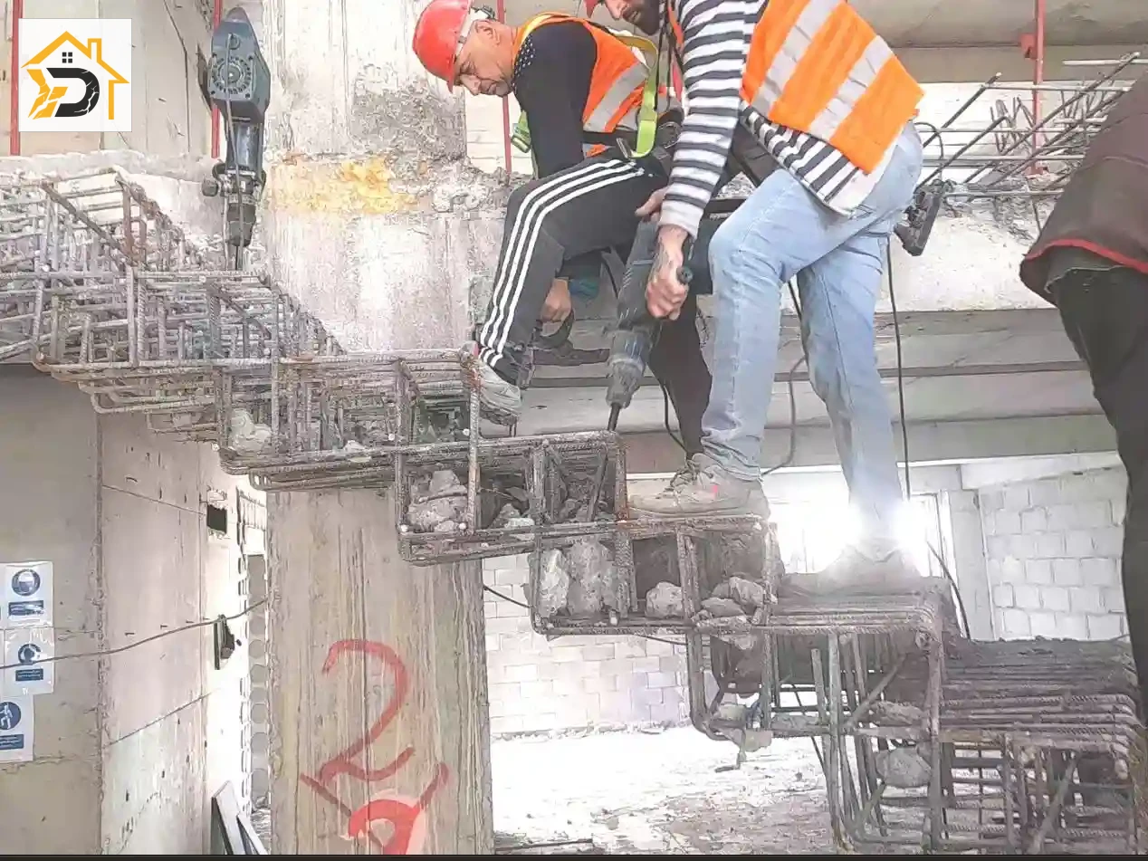 მონოლითური კიბის დემონტაჟი — ბეტონის კონსტრუქციის დაშლა