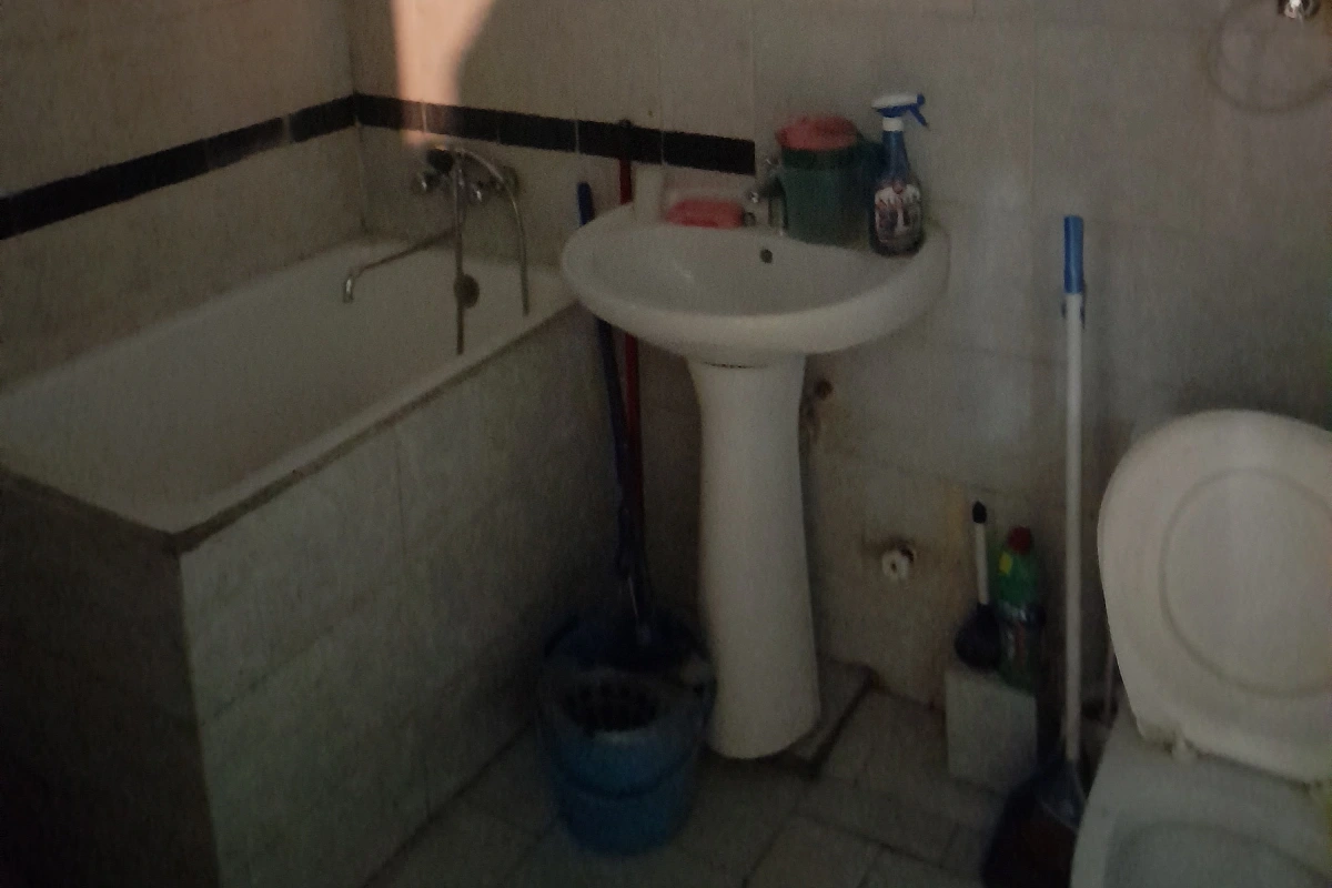 საპირფარეშოს დემონტაჟი - სველი წერტილის დაშლა