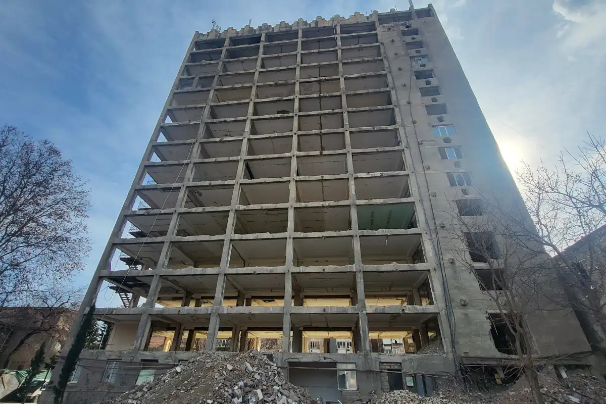 შენობა ნაგებობის დემონტაჟი - სამრეწველო ნაგებობის ლიკვიდაცია